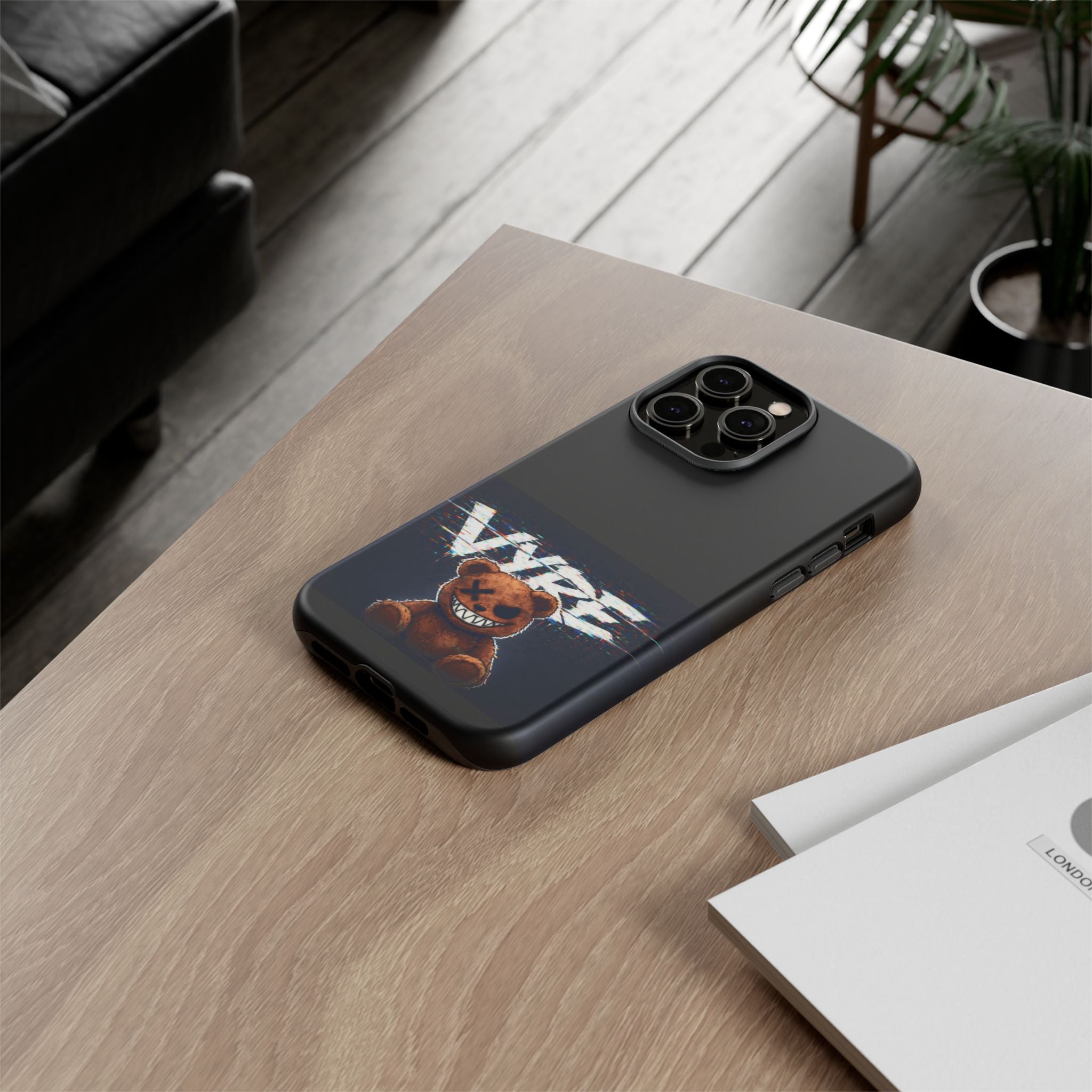 Tough Cases — 'VYRE' Grunge Bear Protective Phone Case